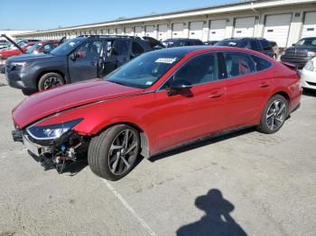  Salvage Hyundai SONATA