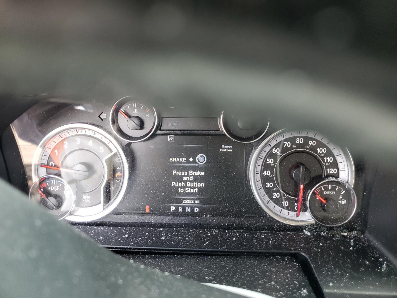 Ram 1500 Laramie Image 4