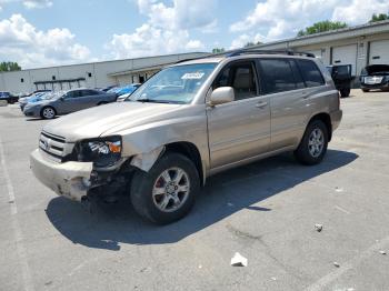  Salvage Toyota Highlander