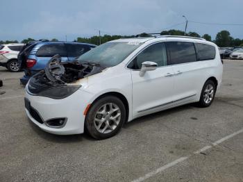  Salvage Chrysler Pacifica