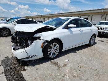  Salvage Chrysler 200