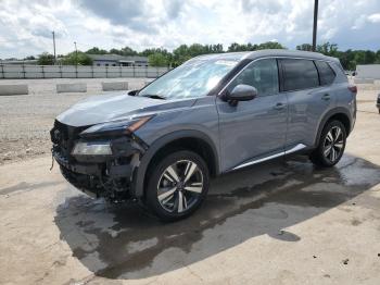  Salvage Nissan Rogue