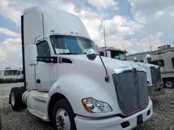  Salvage Kenworth T680