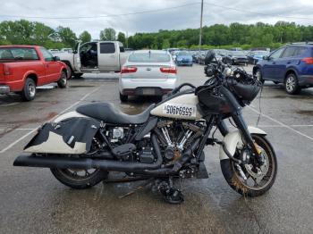  Salvage Harley-Davidson Fltrxst