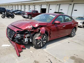  Salvage Nissan Altima