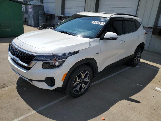  Salvage Kia Seltos