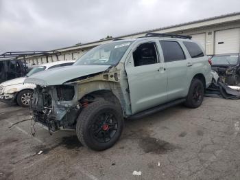  Salvage Toyota Sequoia