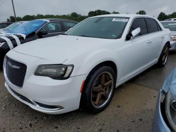  Salvage Chrysler 300