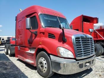  Salvage Freightliner Cascadia 1