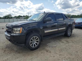  Salvage Chevrolet Avalanche