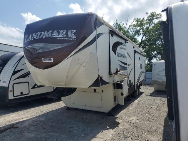 Heart Land Landmark Image 2