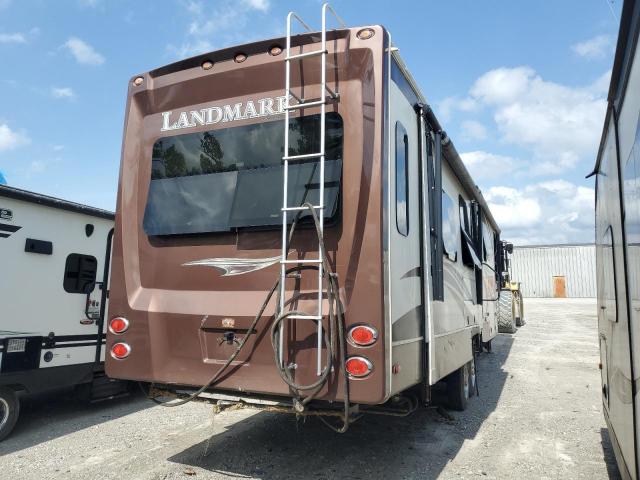 Heart Land Landmark Image 5