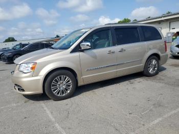  Salvage Chrysler Minivan