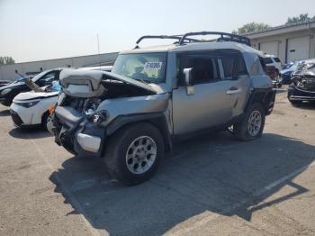  Salvage Toyota FJ Cruiser
