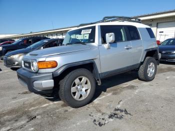  Salvage Toyota FJ Cruiser