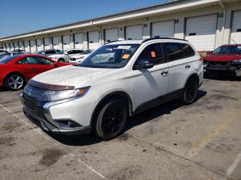  Salvage Mitsubishi Outlander
