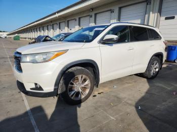  Salvage Toyota Highlander