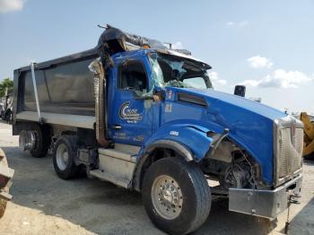  Salvage Kenworth T880
