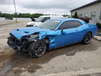  Salvage Dodge Challenger