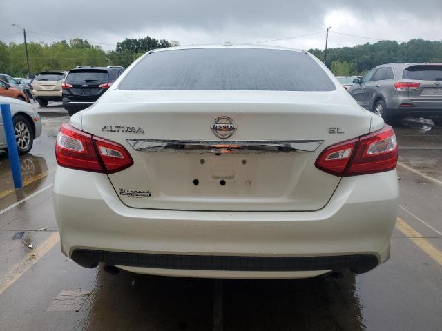 Nissan Altima 2.5 Image 3