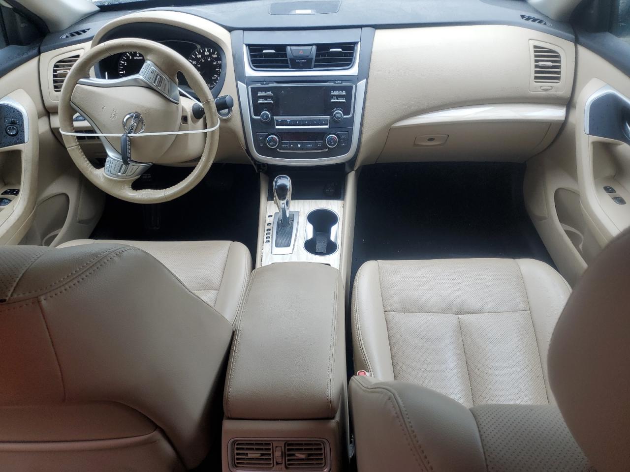 Nissan Altima 2.5 Image 5