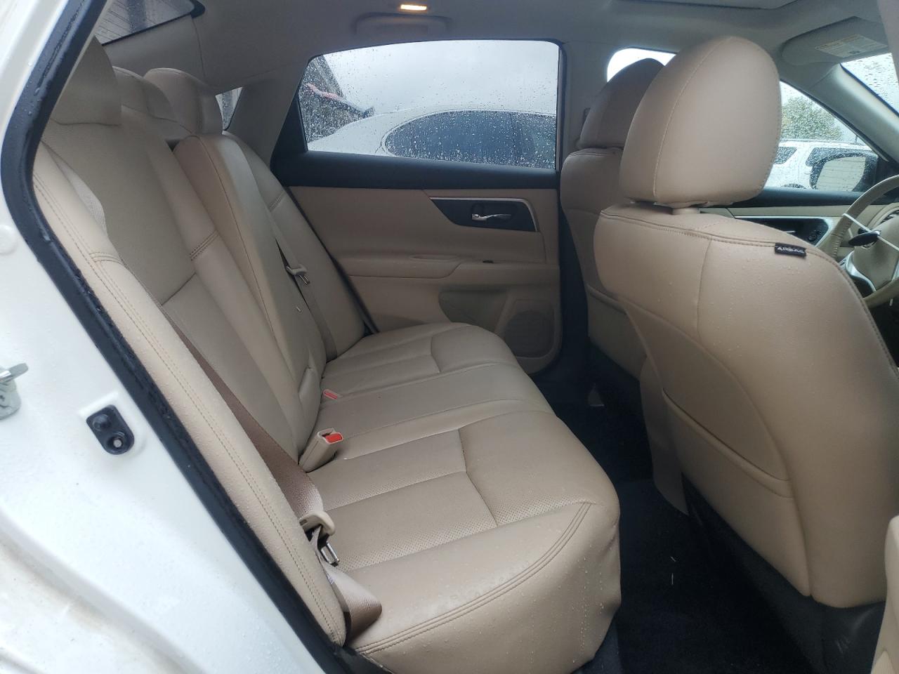 Nissan Altima 2.5 Image 9