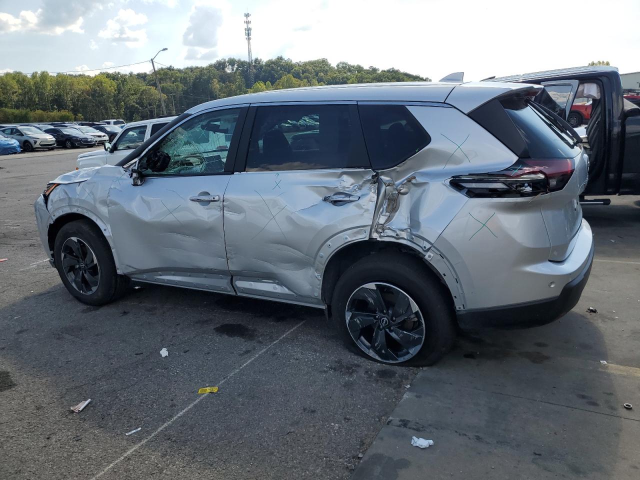 Nissan Rogue Sv Image 3