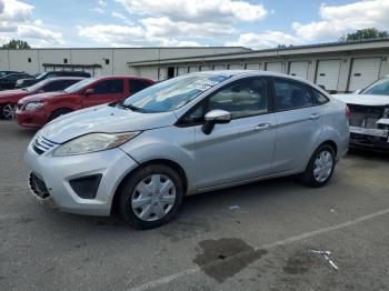  Salvage Ford Fiesta
