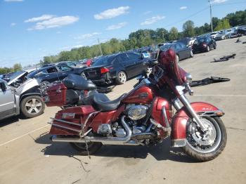  Salvage Harley-Davidson Fl