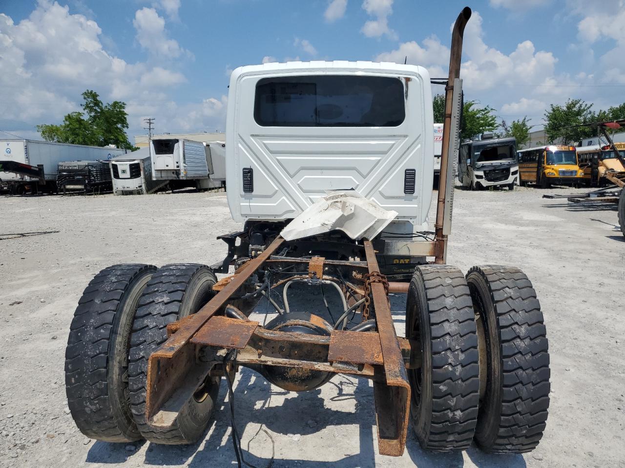 International 4000 Serie 4400 Image 9