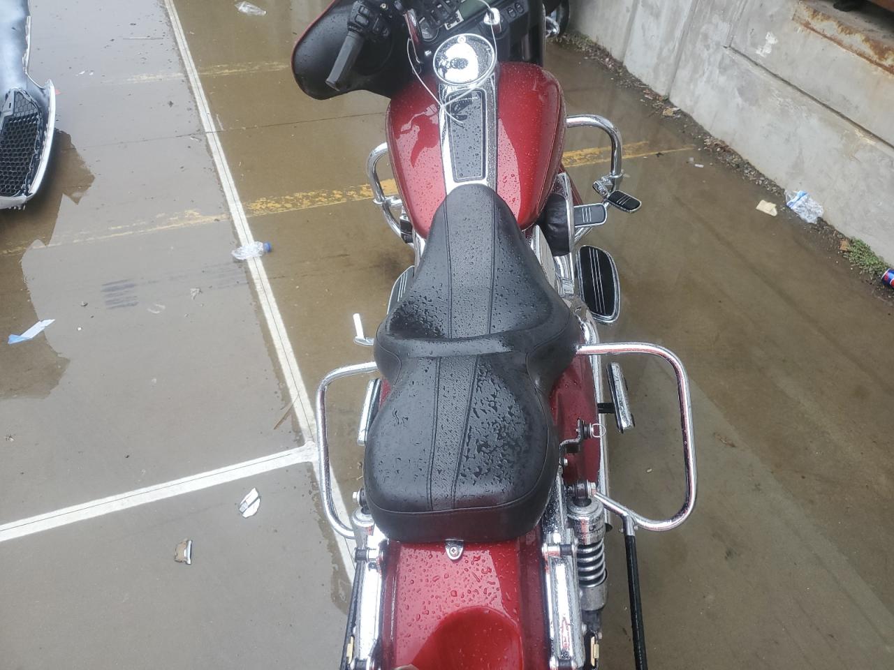 Harley-Davidson Fl Image 6