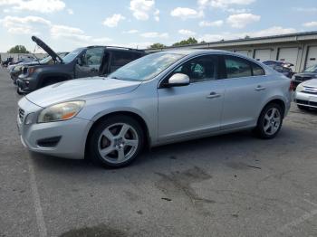  Salvage Volvo S60