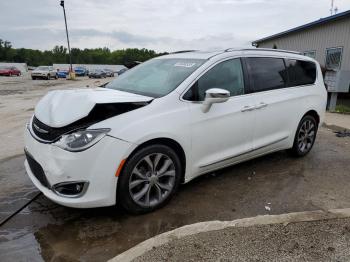  Salvage Chrysler Pacifica