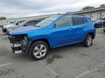  Salvage Jeep Compass