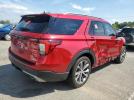 Ford Explorer Platinum Image 14