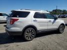 Ford Explorer Platinum Image 14