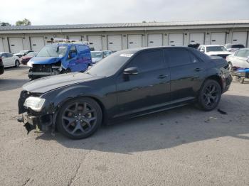  Salvage Chrysler 300