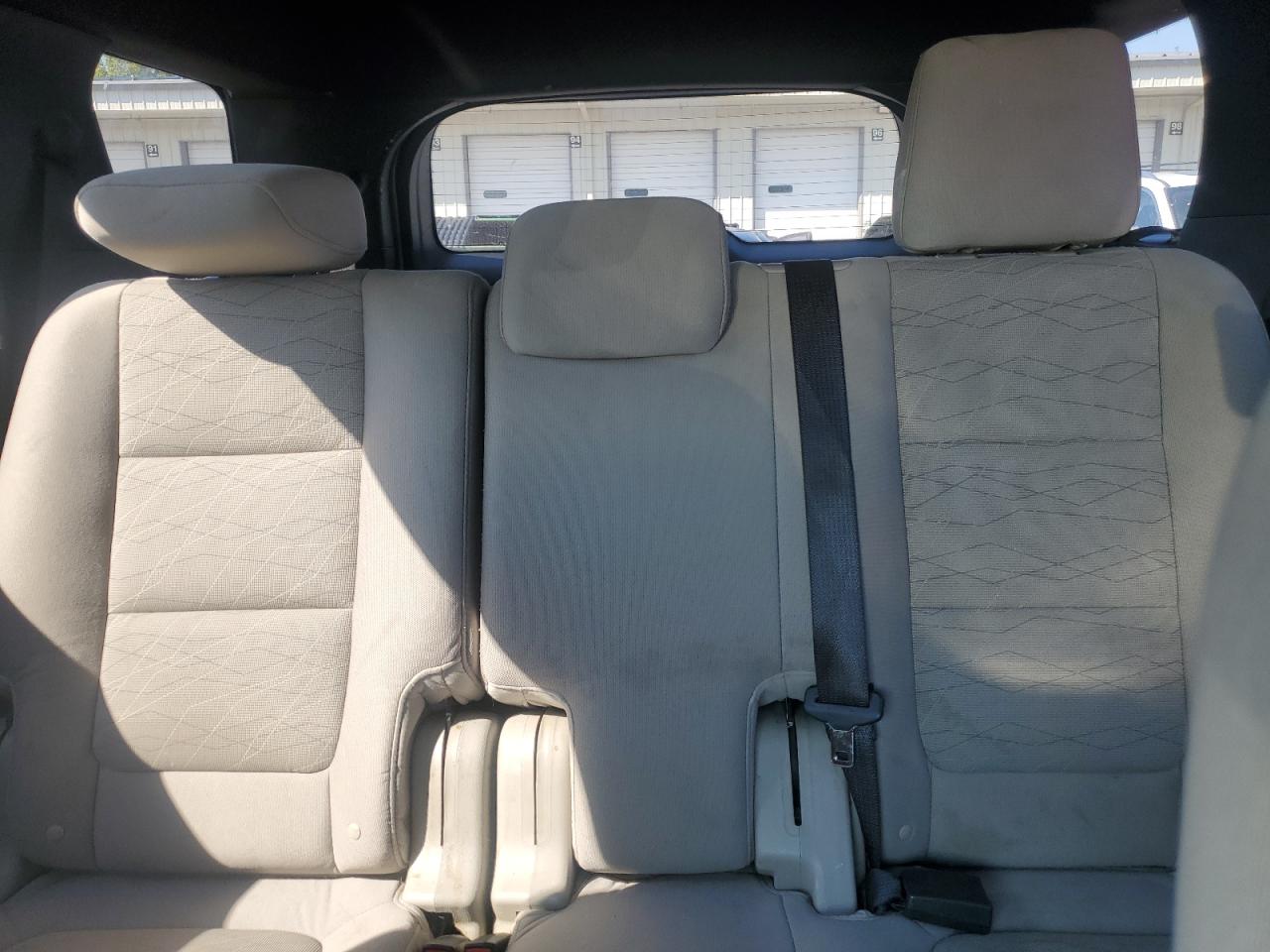 Ford Explorer Image 5