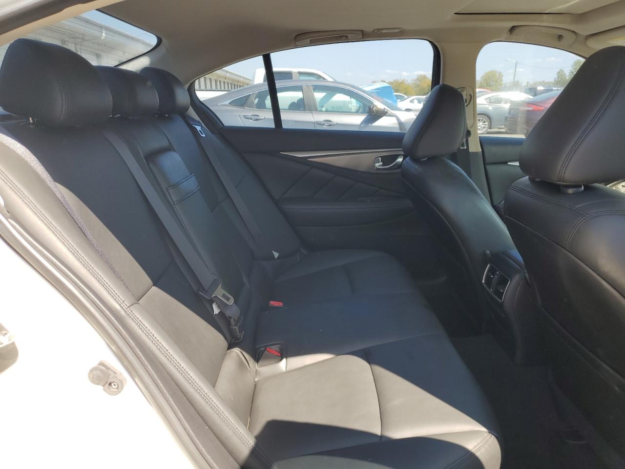 Infi Q50 Premium Image 11