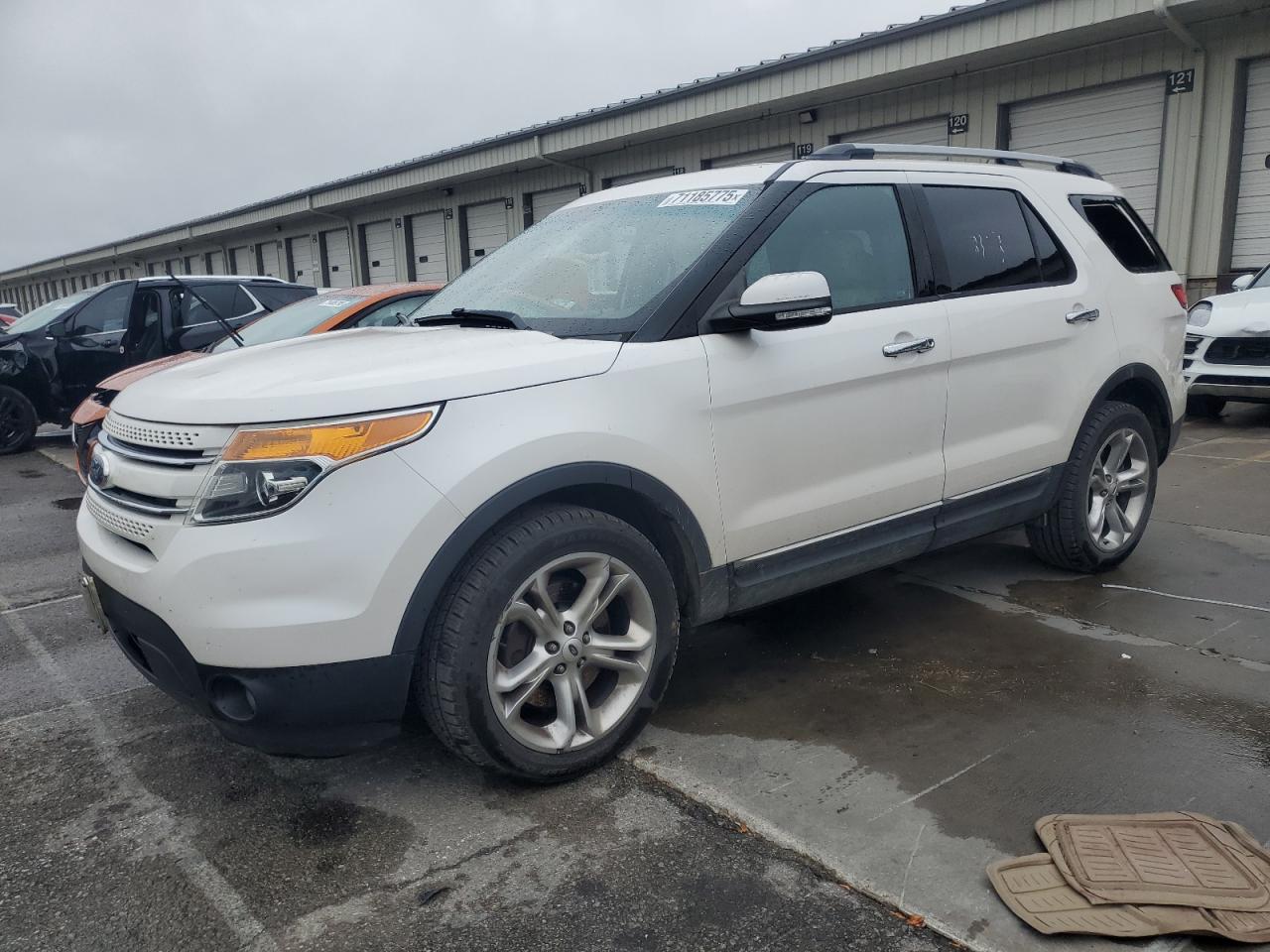 Ford Explorer Limited Image 1