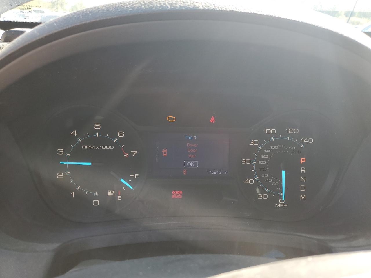 Ford Explorer Image 5