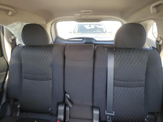 Nissan Rogue S Image 7