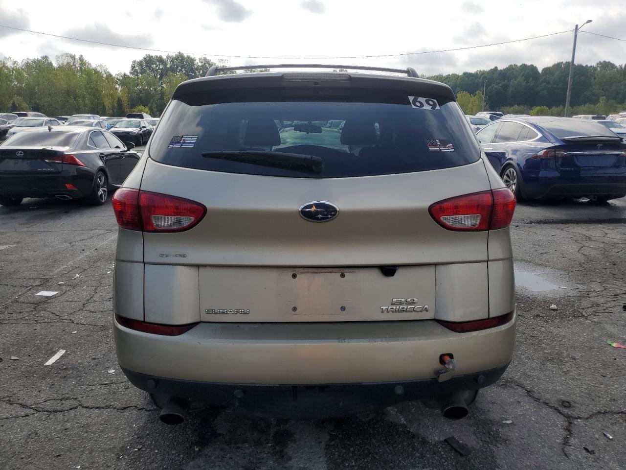 Subaru Tribeca 3.0 H6 Image 10