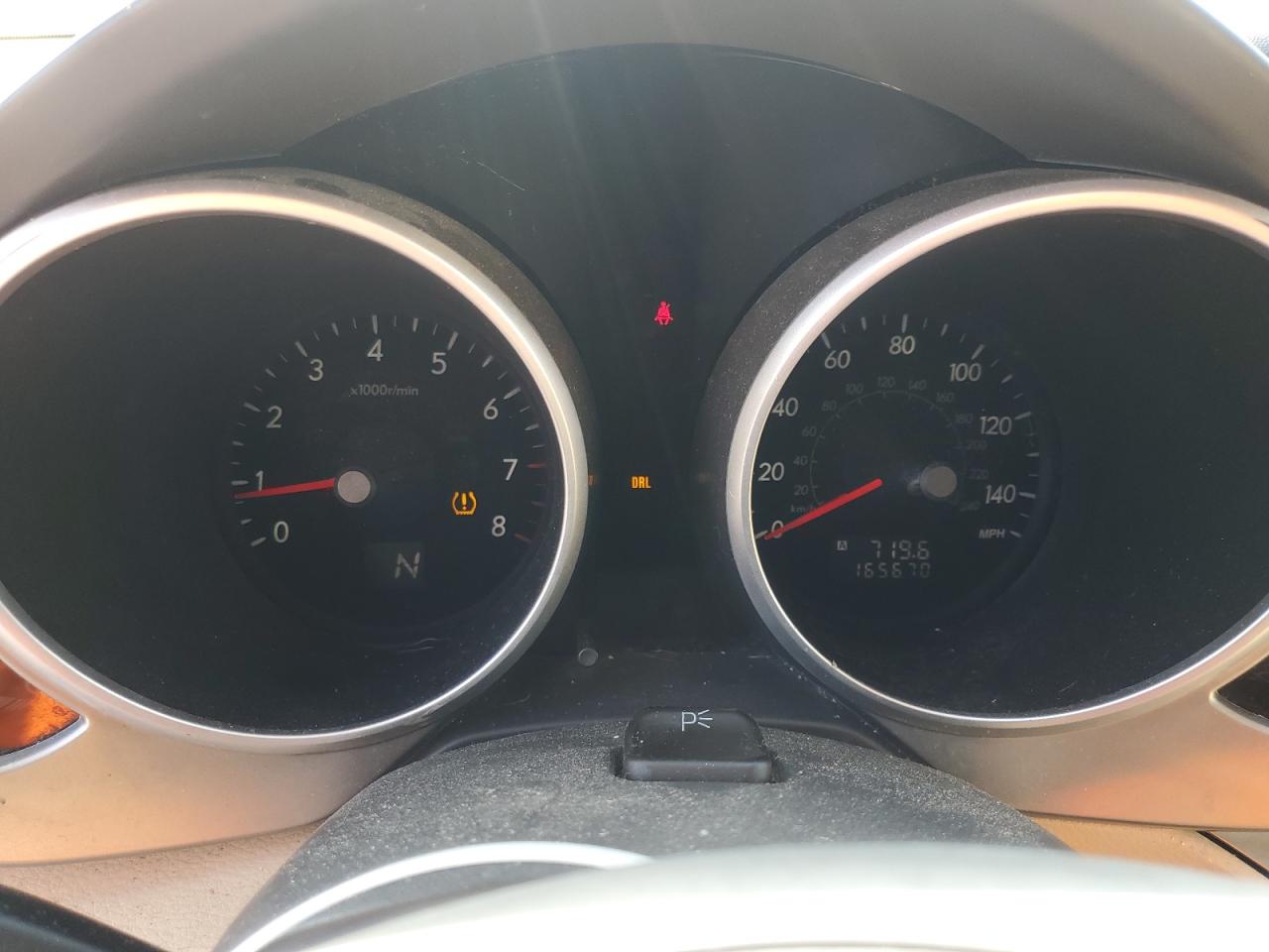 Subaru Tribeca 3.0 H6 Image 11