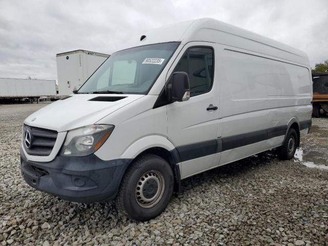  Salvage Mercedes-Benz Sprinter