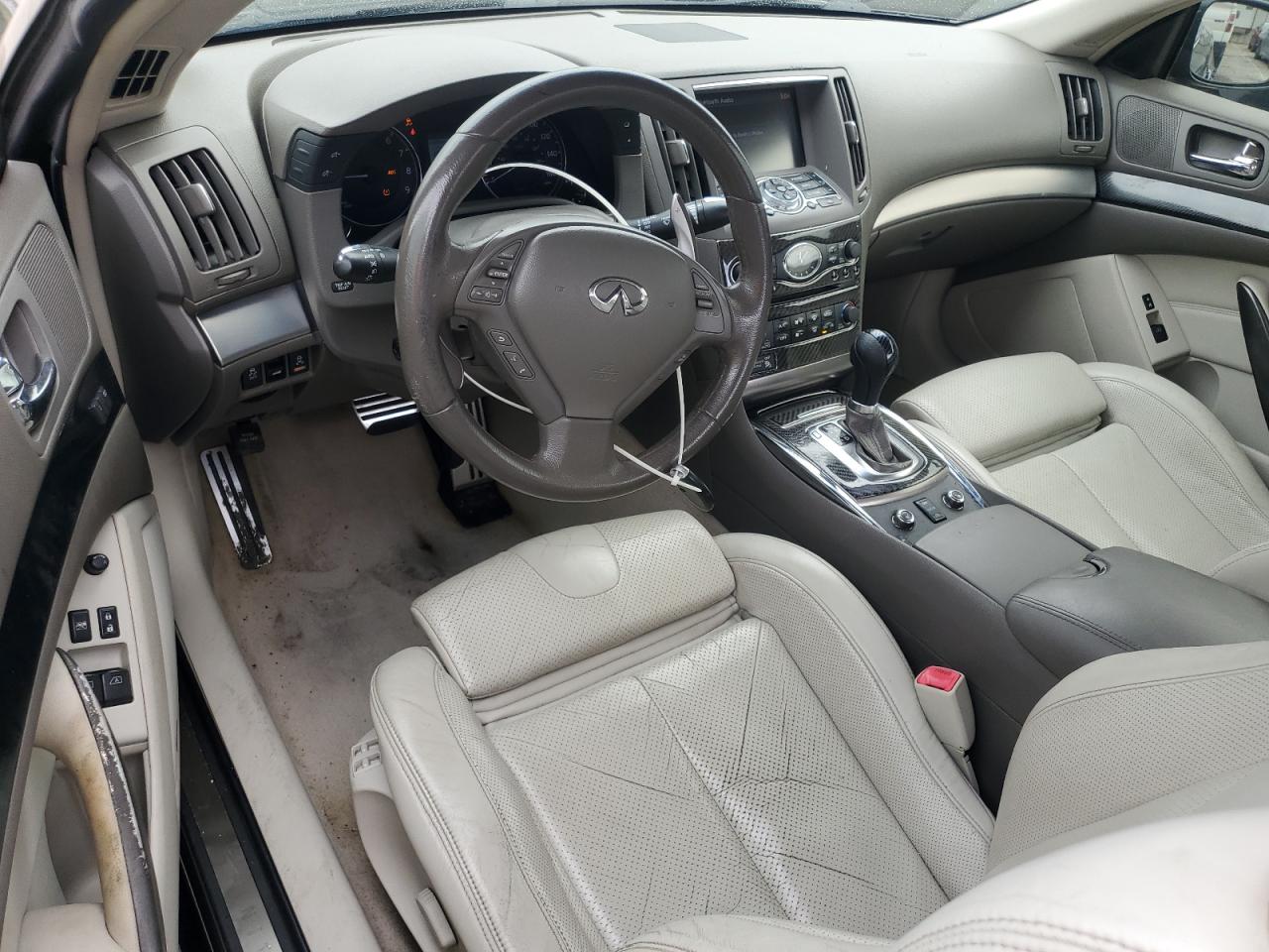 INFINITI G37 Image 8