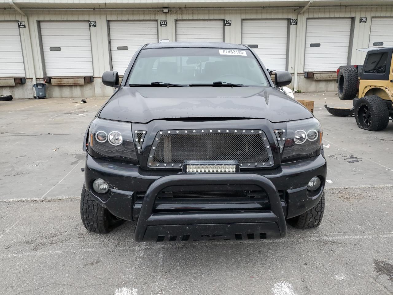 Toyota Tacoma Double Cab Prerunner Image 11