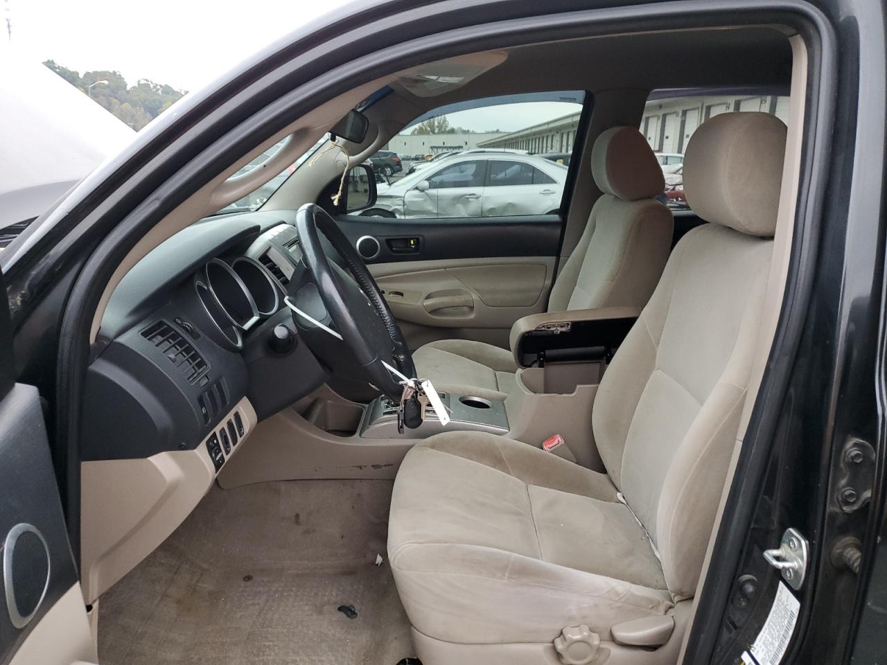 Toyota Tacoma Double Cab Prerunner Image 10