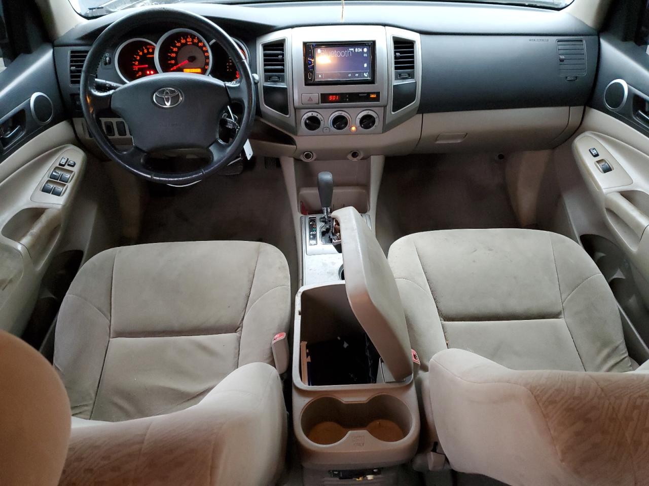 Toyota Tacoma Double Cab Prerunner Image 9