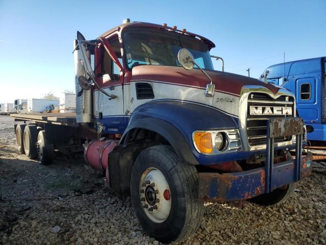  Salvage Mack 700 Cv700